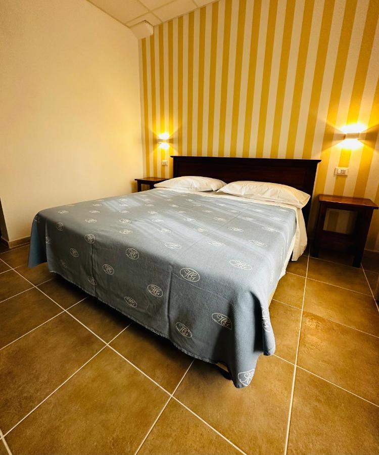 Hotel Giardino Follonica Eksteriør bilde