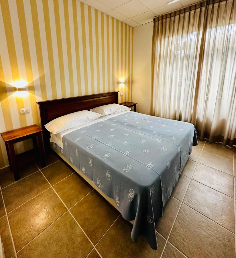 Hotel Giardino Follonica Eksteriør bilde