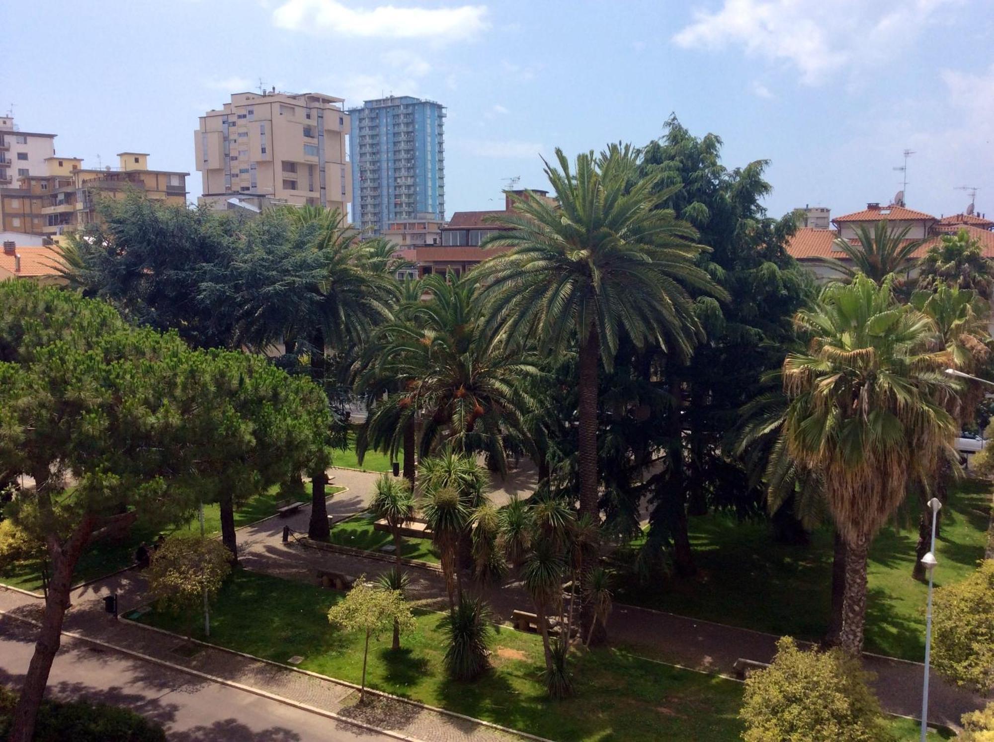 Hotel Giardino Follonica Eksteriør bilde